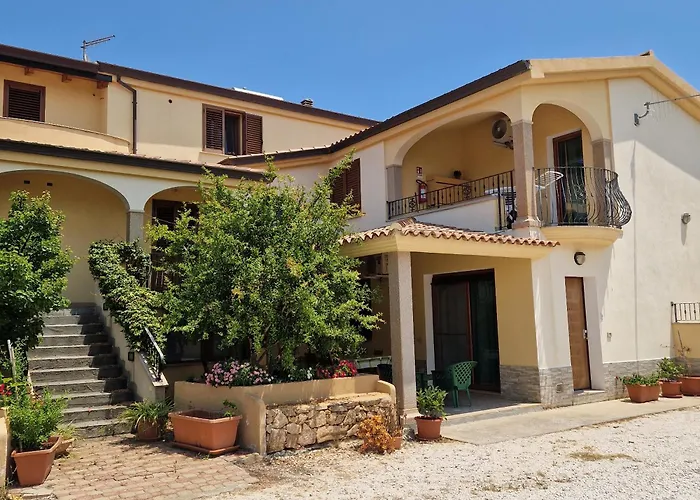 Valentina Caletta Sul Mare * لا كاليتا